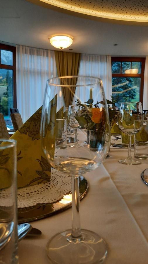 Hotel-Restaurant Forellenhof Puchberg am Schneeberg Extérieur photo